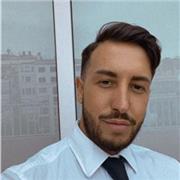 Profesor de Italiano nativo, graduado con un máster en Diseño de espacios y Marketing